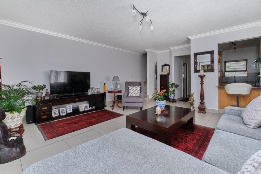 To Let 2 Bedroom Property for Rent in Douglasdale Gauteng