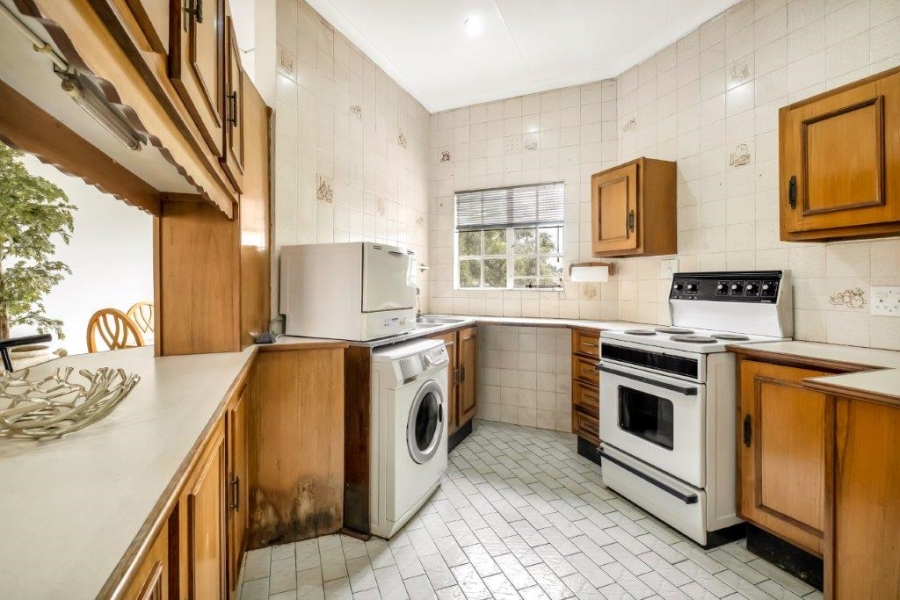 2 Bedroom Property for Sale in Bryanston Gauteng