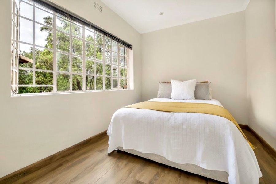 2 Bedroom Property for Sale in Bryanston Gauteng