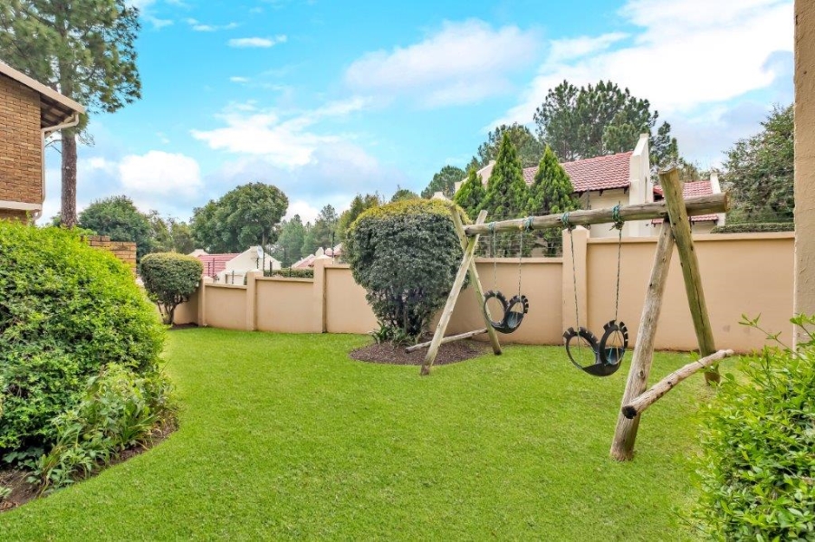 2 Bedroom Property for Sale in Bryanston Gauteng