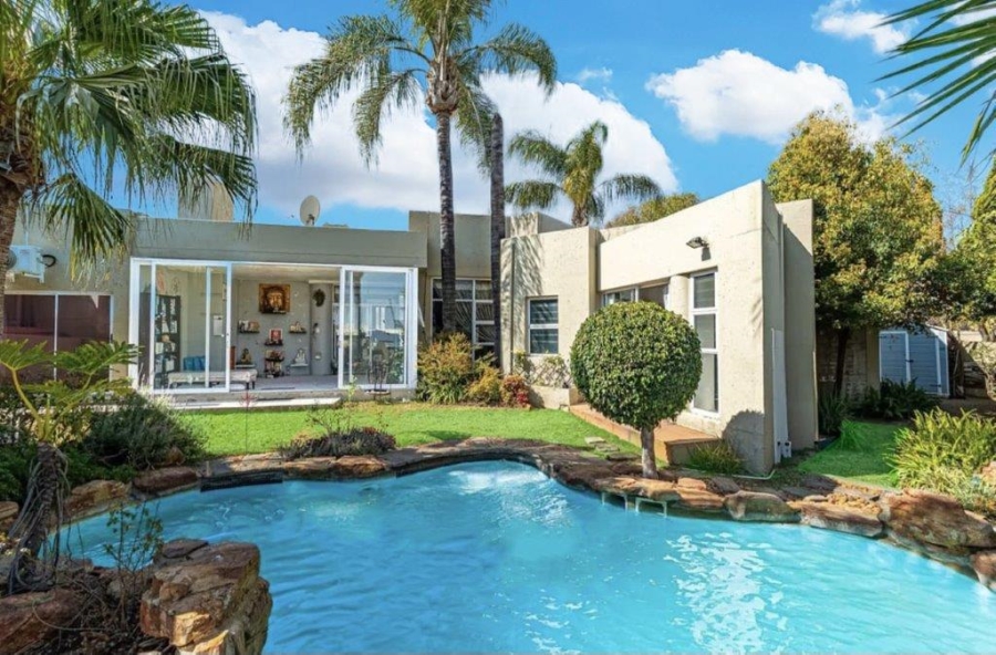 3 Bedroom Property for Sale in Sunninghill Gauteng