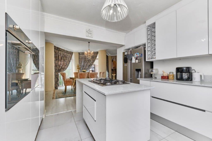 3 Bedroom Property for Sale in Sunninghill Gauteng