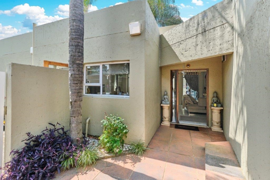 3 Bedroom Property for Sale in Sunninghill Gauteng