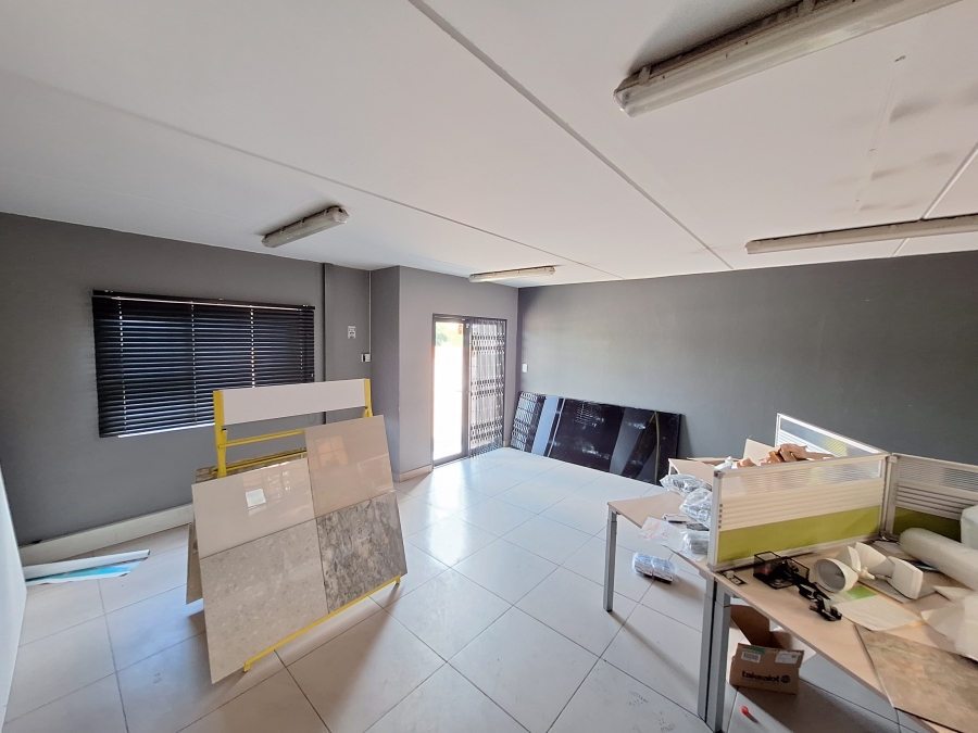 To Let commercial Property for Rent in Strijdom Park Gauteng