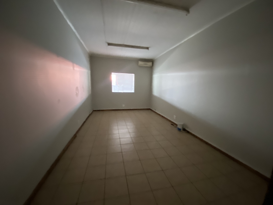 To Let commercial Property for Rent in Spartan Gauteng
