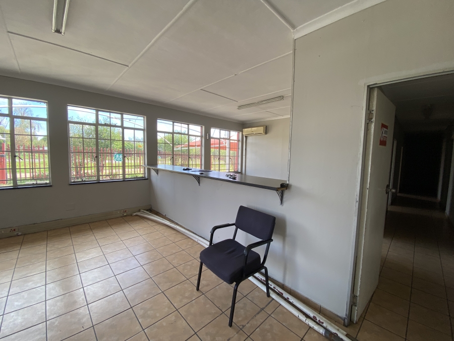 To Let commercial Property for Rent in Spartan Gauteng