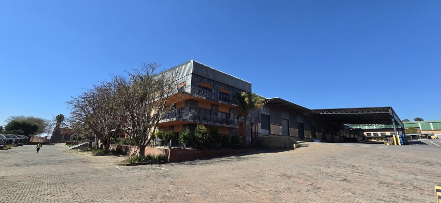 To Let commercial Property for Rent in North Riding Gauteng