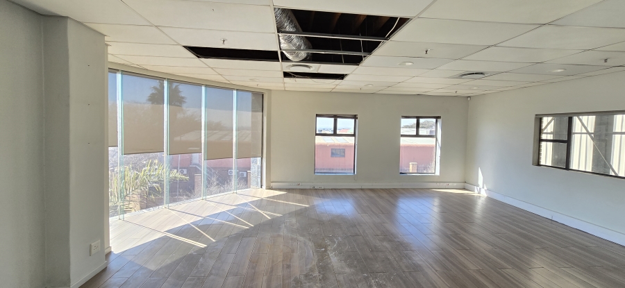 To Let commercial Property for Rent in North Riding Gauteng