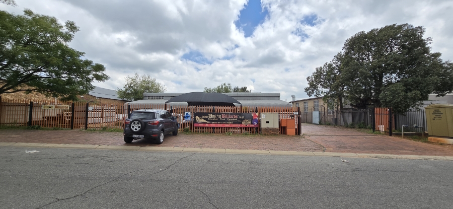 Commercial Property for Sale in Robertville Gauteng
