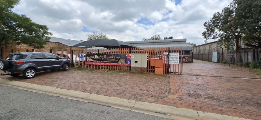 Commercial Property for Sale in Robertville Gauteng
