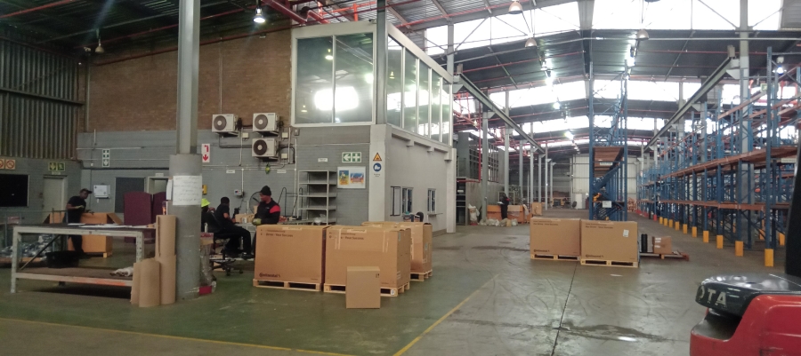 To Let commercial Property for Rent in City Deep Gauteng