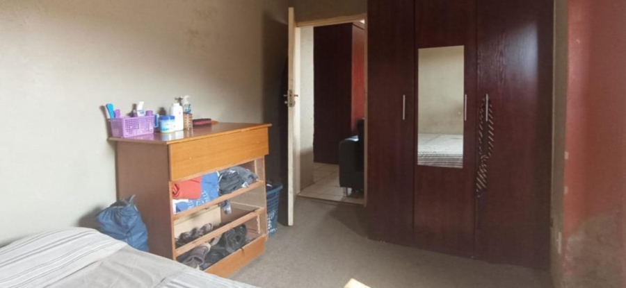 3 Bedroom Property for Sale in Clayville Gauteng