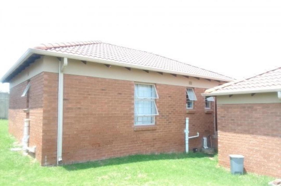 3 Bedroom Property for Sale in Olievenhoutbosch Gauteng