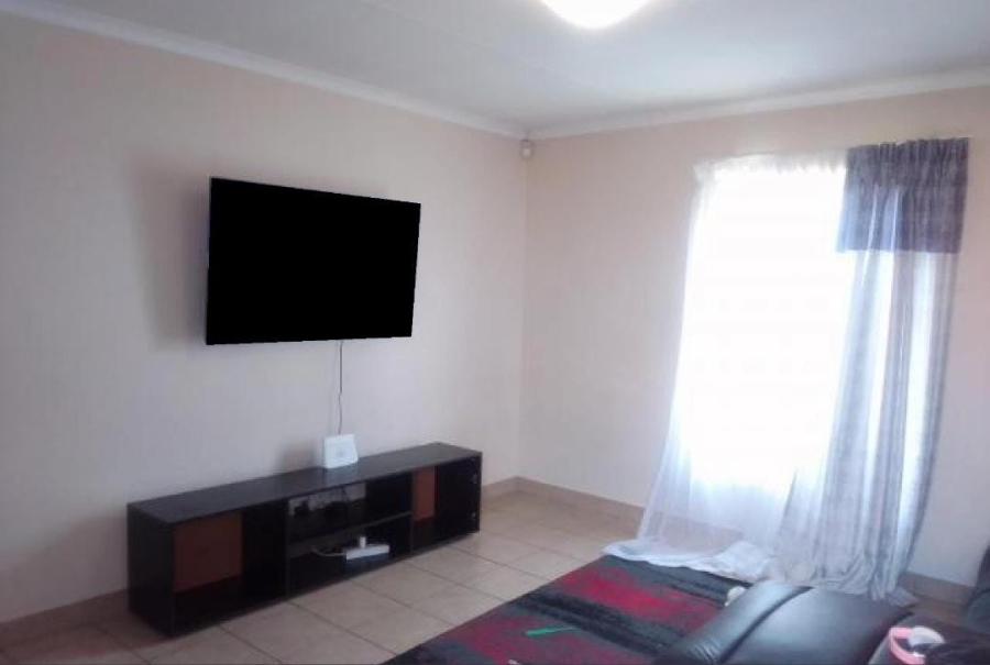 3 Bedroom Property for Sale in Olievenhoutbosch Gauteng