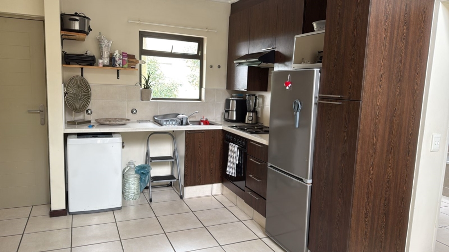 1 Bedroom Property for Sale in Bryanston Gauteng