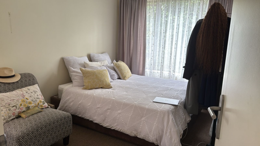 1 Bedroom Property for Sale in Bryanston Gauteng