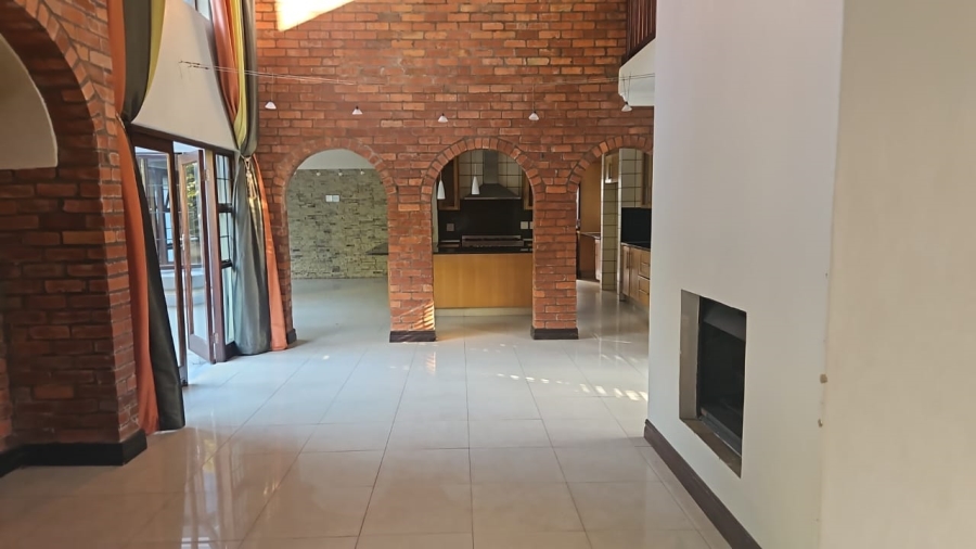 5 Bedroom Property for Sale in Midstream Estate Gauteng