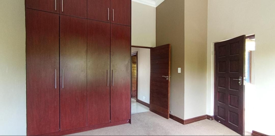 5 Bedroom Property for Sale in Midstream Estate Gauteng