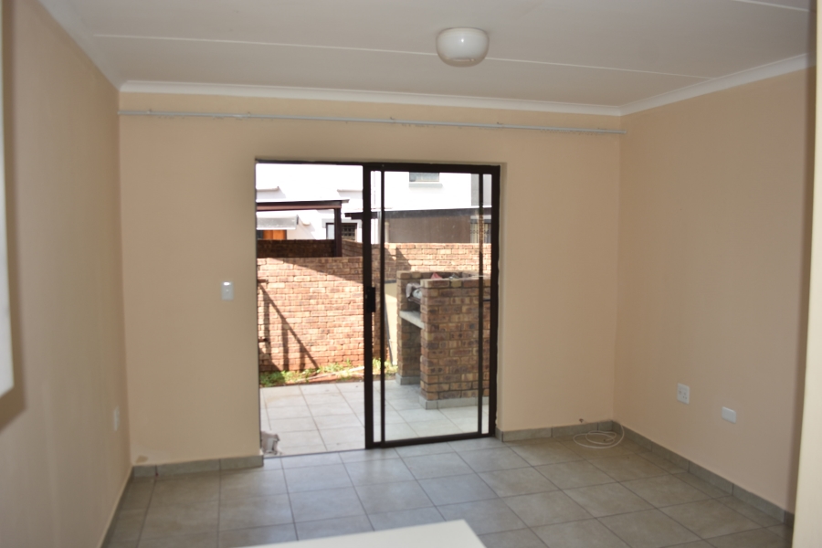 2 Bedroom Property for Sale in Chantelle Gauteng