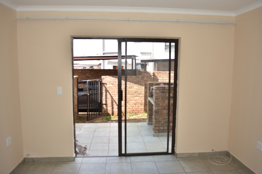 2 Bedroom Property for Sale in Chantelle Gauteng