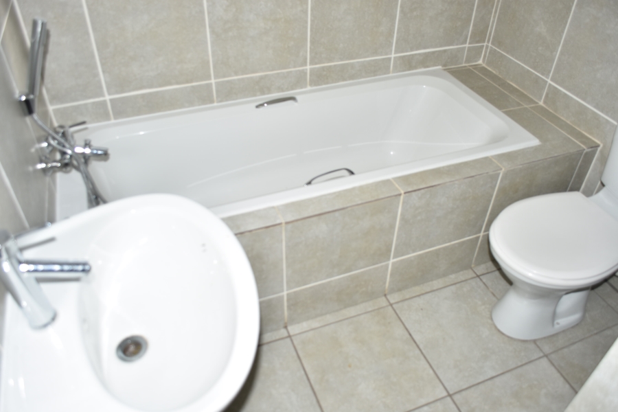 2 Bedroom Property for Sale in Chantelle Gauteng