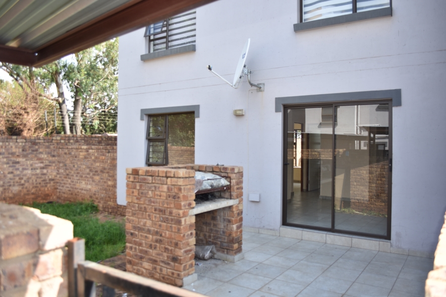 2 Bedroom Property for Sale in Chantelle Gauteng