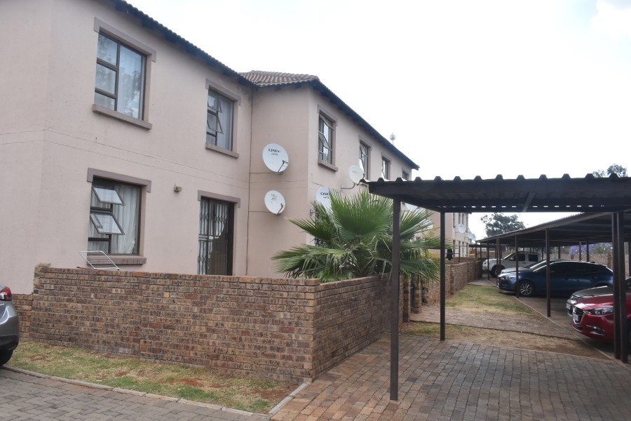 2 Bedroom Property for Sale in Chantelle Gauteng