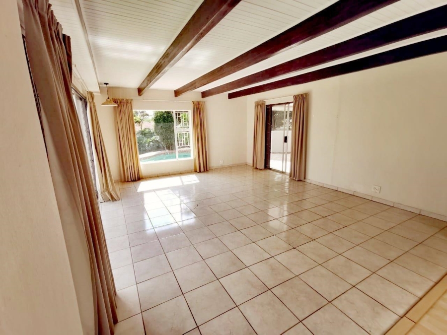 To Let 3 Bedroom Property for Rent in Northcliff Gauteng