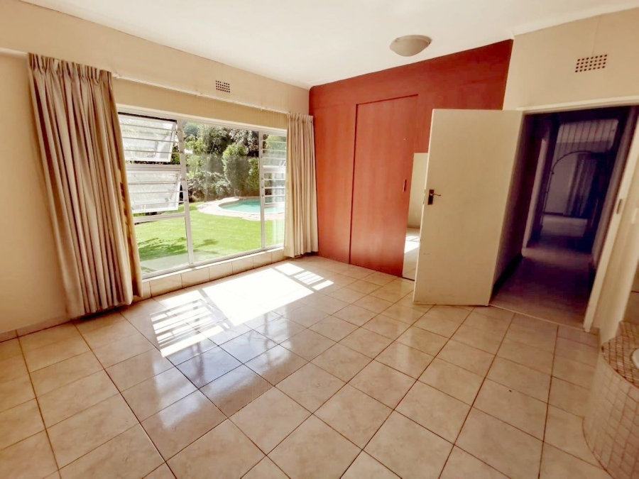 To Let 3 Bedroom Property for Rent in Northcliff Gauteng