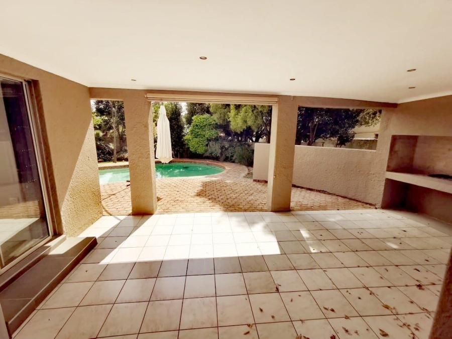 To Let 3 Bedroom Property for Rent in Northcliff Gauteng