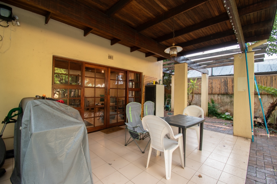 3 Bedroom Property for Sale in Mountain View Gauteng
