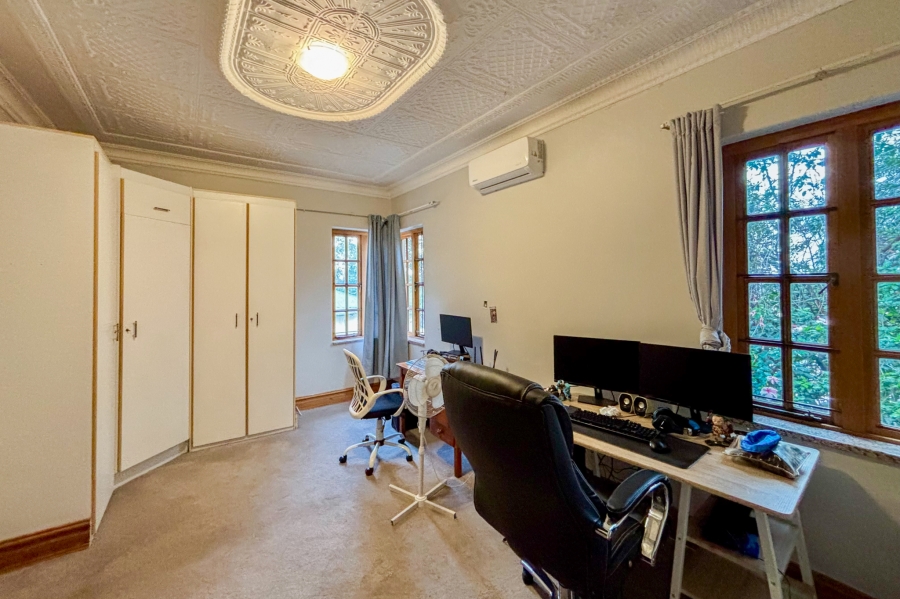 3 Bedroom Property for Sale in Mountain View Gauteng