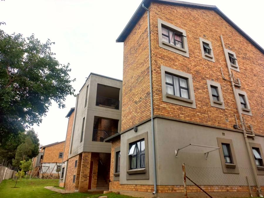 2 Bedroom Property for Sale in Whiteridge Gauteng