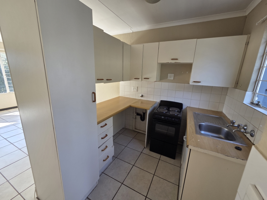 2 Bedroom Property for Sale in Radiokop Gauteng