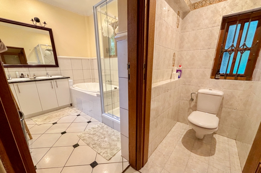 3 Bedroom Property for Sale in Orange Grove Gauteng