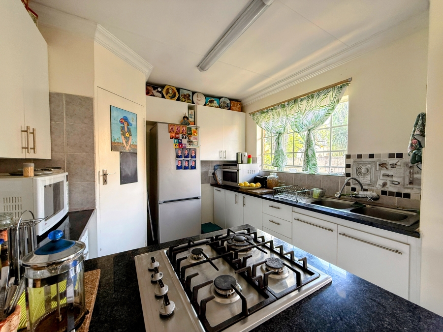 2 Bedroom Property for Sale in Doornpoort Gauteng