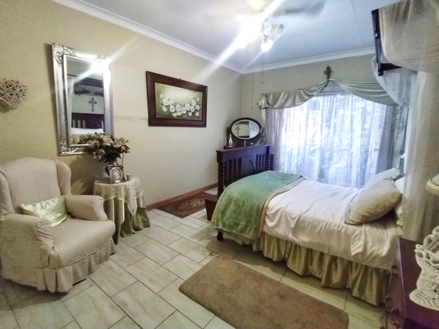 4 Bedroom Property for Sale in Kilner Park Gauteng