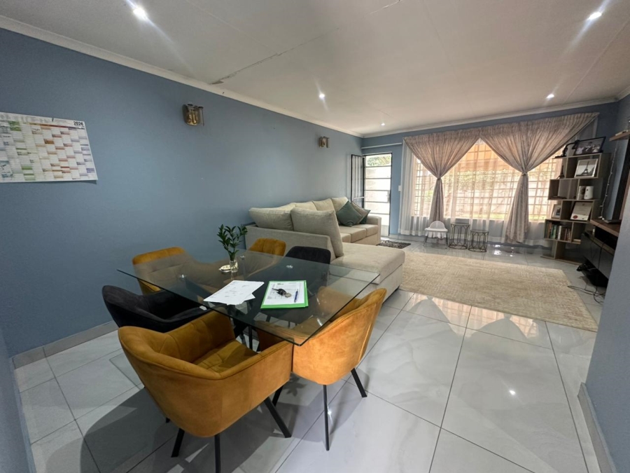 2 Bedroom Property for Sale in Klopperpark Gauteng
