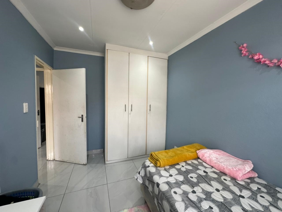 2 Bedroom Property for Sale in Klopperpark Gauteng