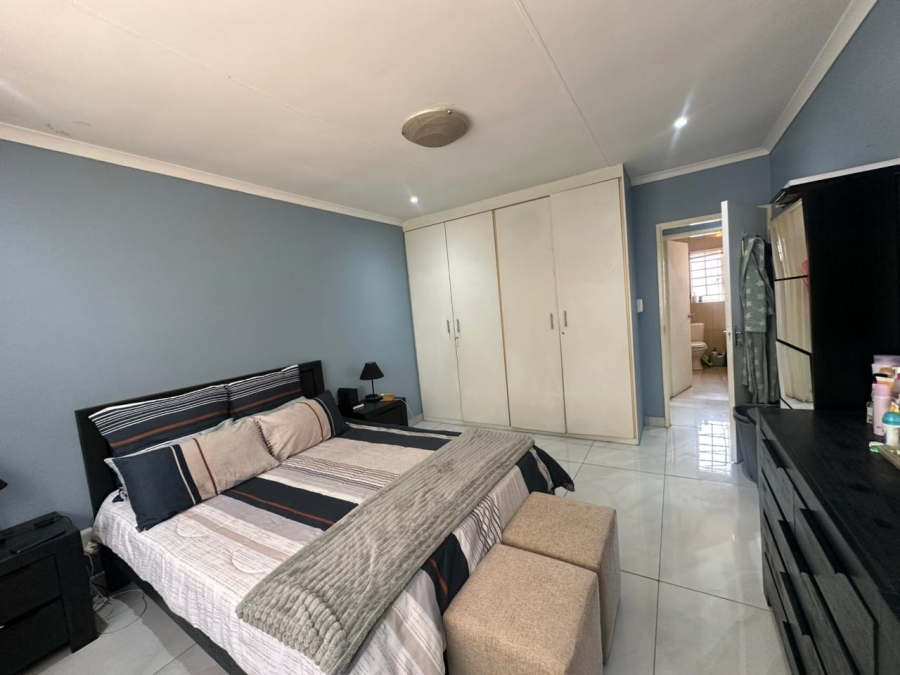 2 Bedroom Property for Sale in Klopperpark Gauteng