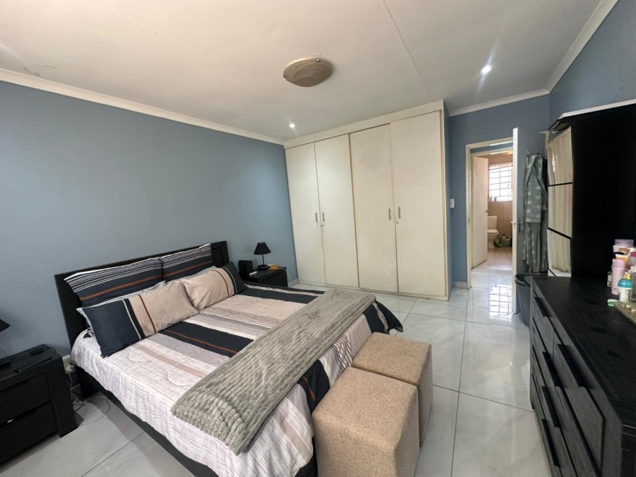 2 Bedroom Property for Sale in Klopperpark Gauteng