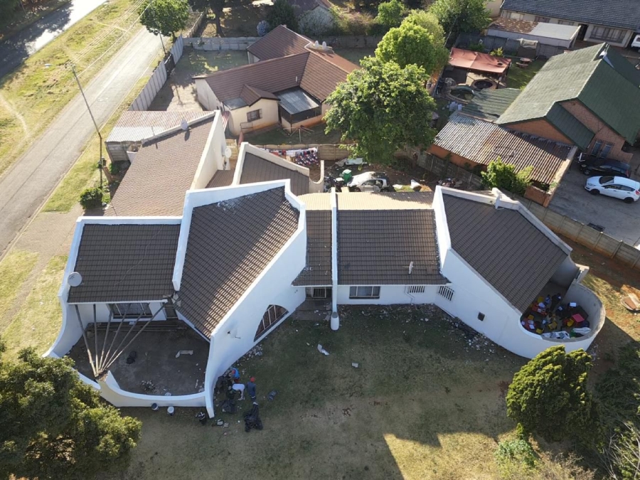 9 Bedroom Property for Sale in Klopperpark Gauteng