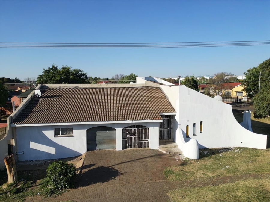 9 Bedroom Property for Sale in Klopperpark Gauteng