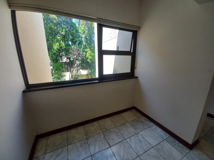 5 Bedroom Property for Sale in Bedford Gardens Gauteng