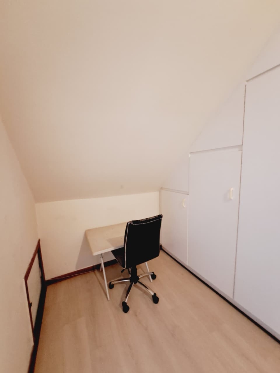 4 Bedroom Property for Sale in Sunnyridge Gauteng