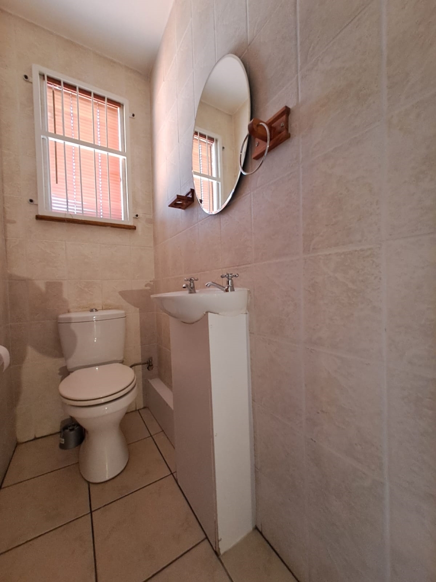 4 Bedroom Property for Sale in Sunnyridge Gauteng