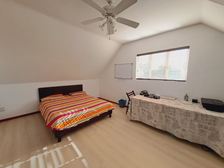 4 Bedroom Property for Sale in Sunnyridge Gauteng