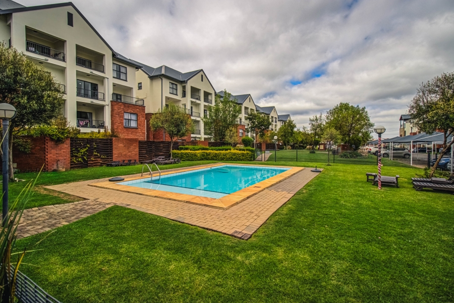 2 Bedroom Property for Sale in Greenstone Hill Gauteng