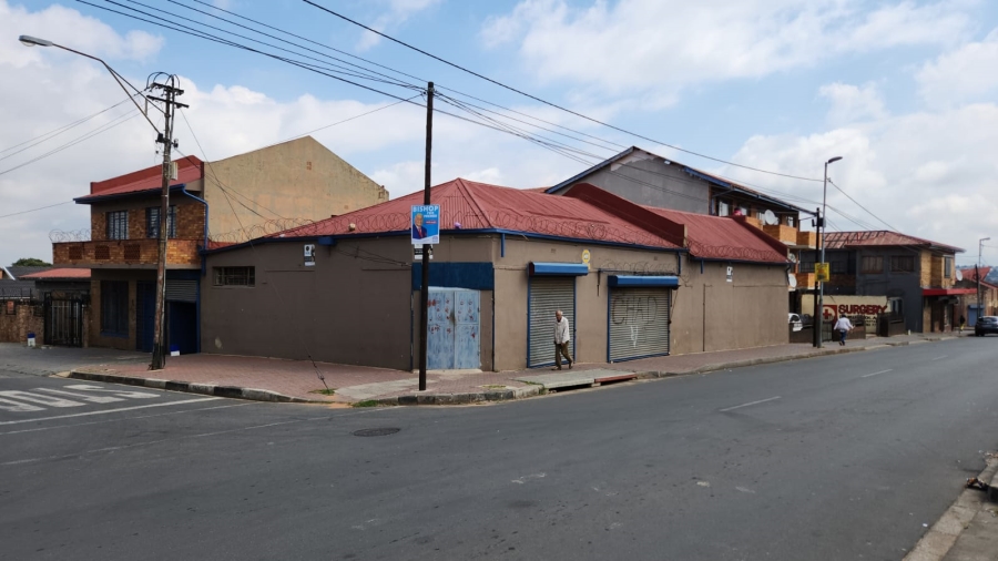 Commercial Property for Sale in Newclare Gauteng