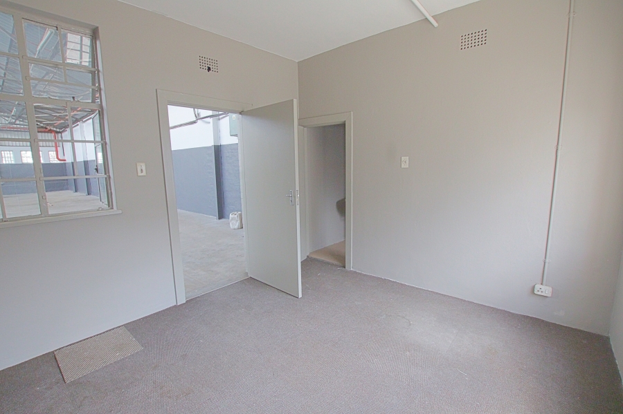 To Let commercial Property for Rent in City Deep Gauteng